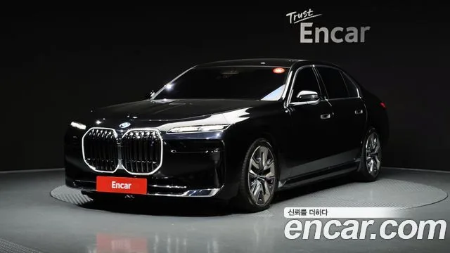 2023 BMW i7