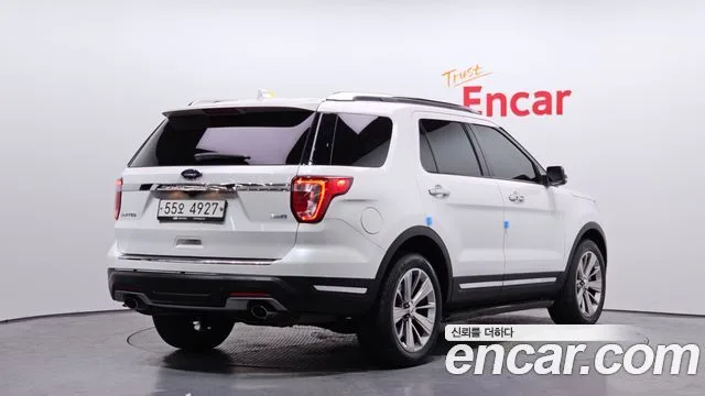 2019 Ford Explorer, foto 2