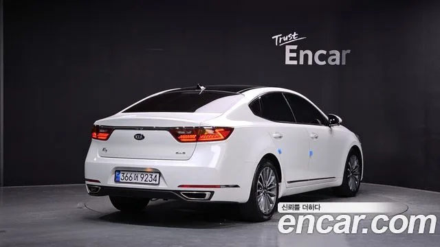 2017 Kia K7, foto 2