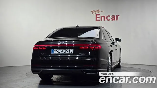 2021 Audi A8, foto 4