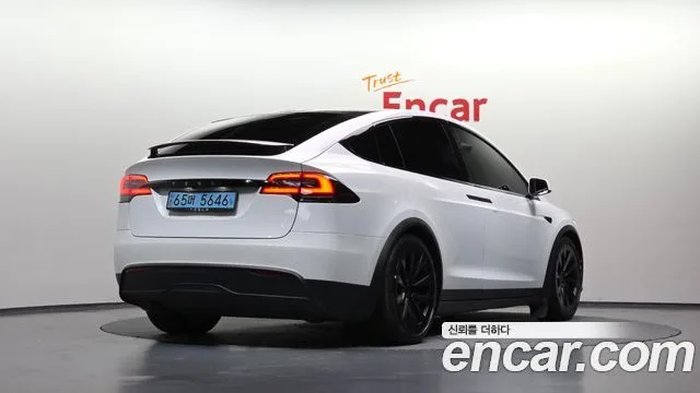 2023 Tesla Model X