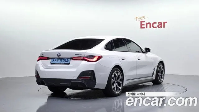 2023 BMW i4