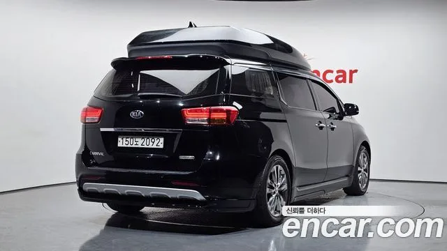 2016 Kia Carnival