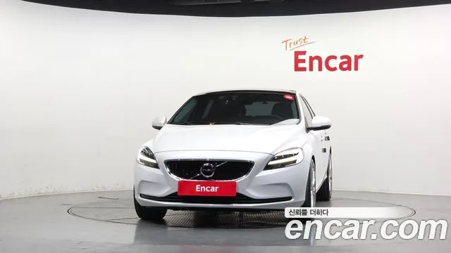 2018 Volvo V40, foto 3