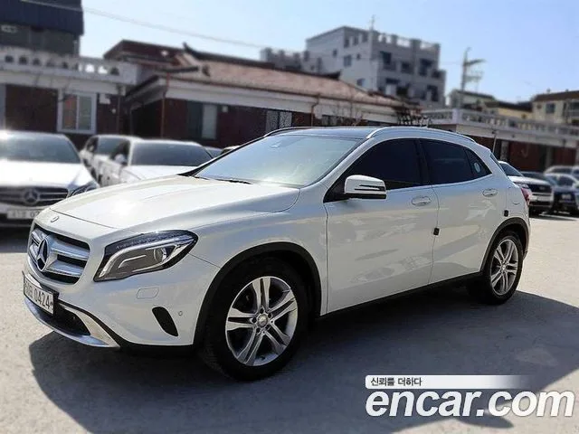 2016 Mercedes-Benz GLA-Class