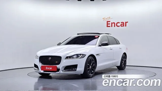 2018 Jaguar XF