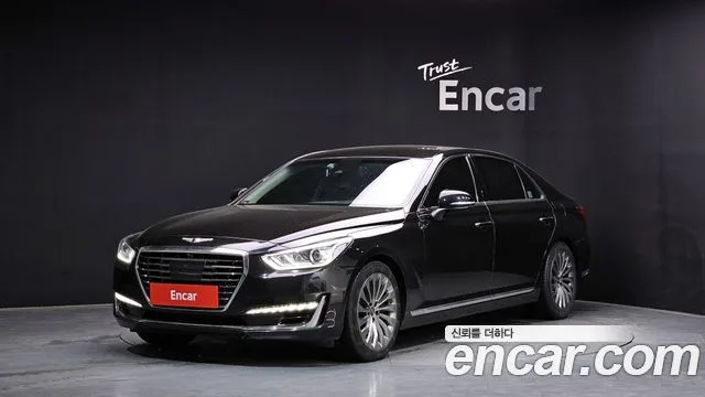 2018 Genesis EQ900
