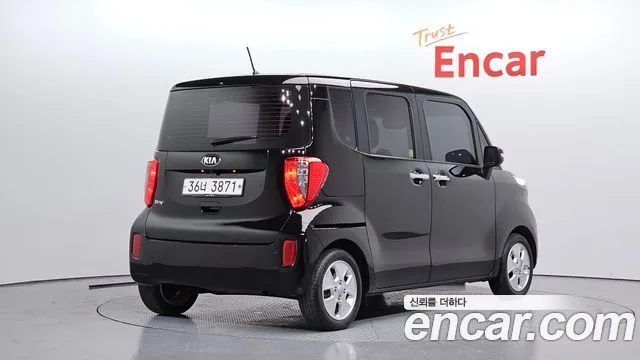2017 Kia Ray, foto 2
