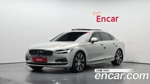 2021 Volvo S90
