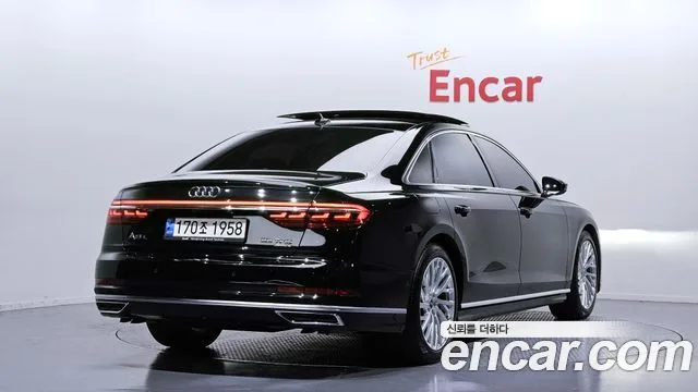 2021 Audi A8, foto 2