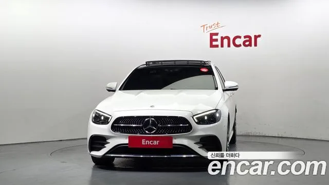 2021 Mercedes-Benz E-Class, foto 3