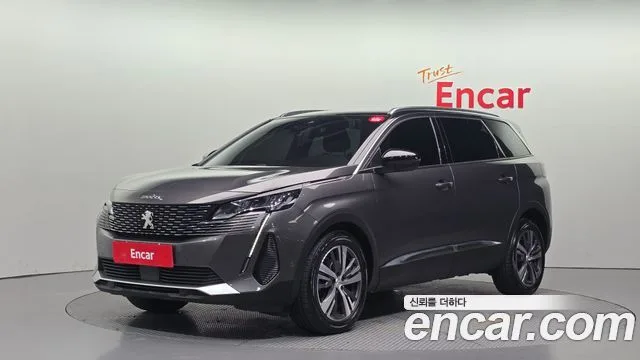 2022 Peugeot 5008