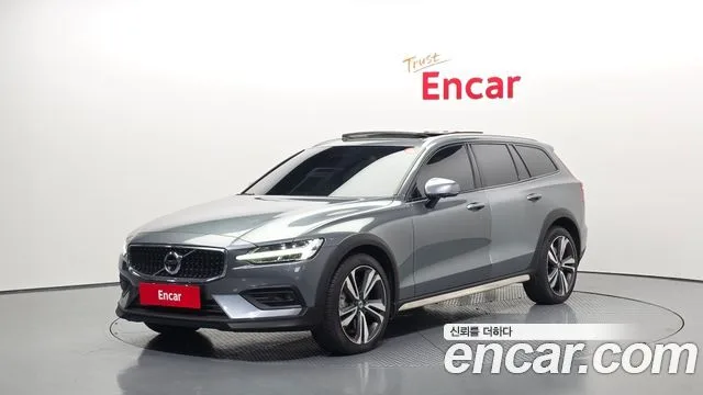 2021 Volvo V60