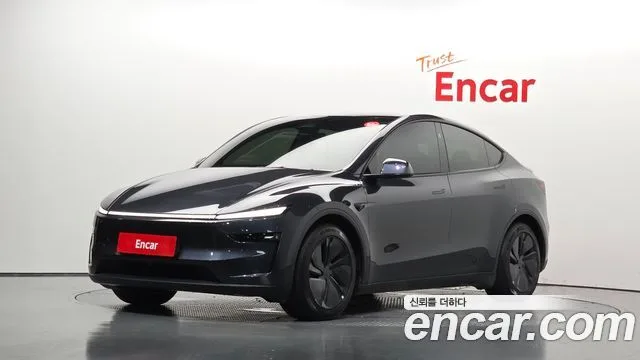 2025 Tesla Model Y
