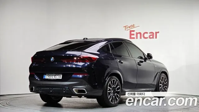 2025 BMW X6, foto 2