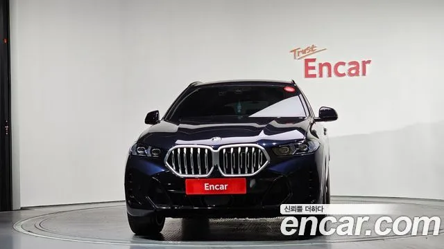 2025 BMW X6, foto 3