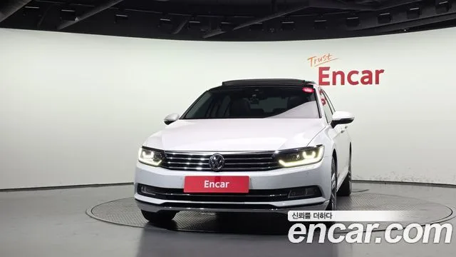 2018 Volkswagen Passat, foto 3