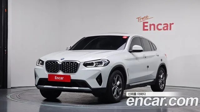 2022 BMW X4