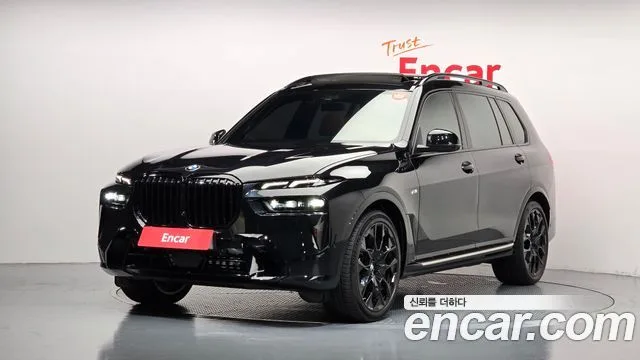 2024 BMW X7