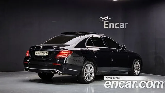 2017 Mercedes-Benz E-Class
