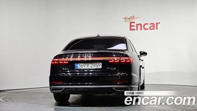 2021 Audi A8, foto 4