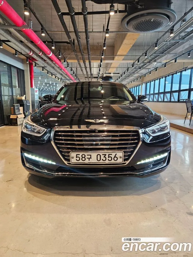 2016 Genesis EQ900