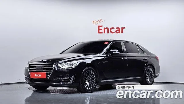 2018 Genesis EQ900