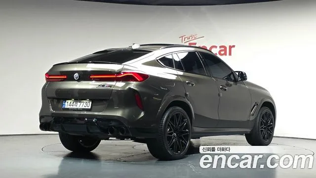 2023 BMW X6M