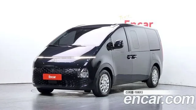 2023 Hyundai Staria