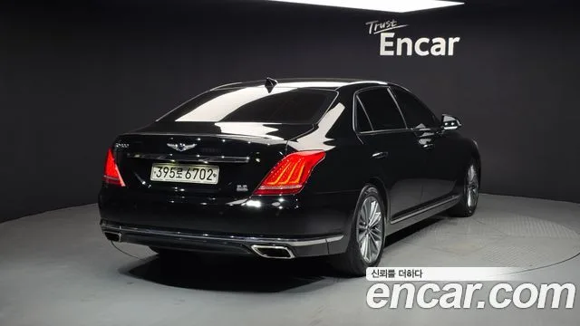 2016 Genesis EQ900, foto 2