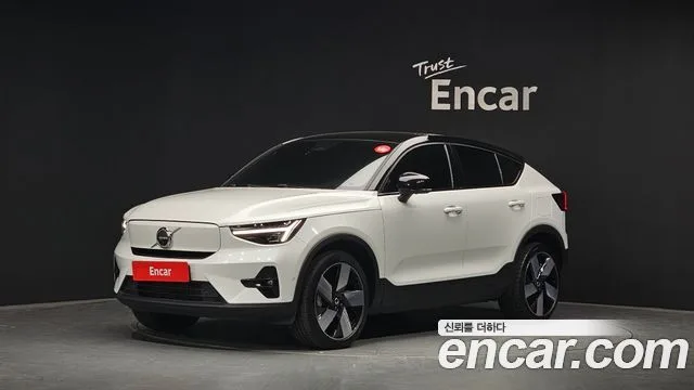 2022 Volvo C40