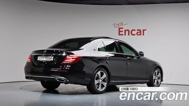 2017 Mercedes-Benz E-Class