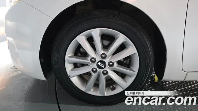 2016 Kia K3, foto 4