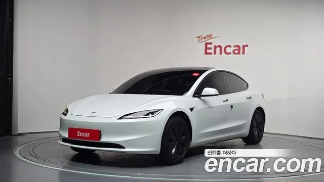 2024 Tesla Model 3