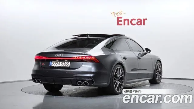 2021 Audi S7, foto 2