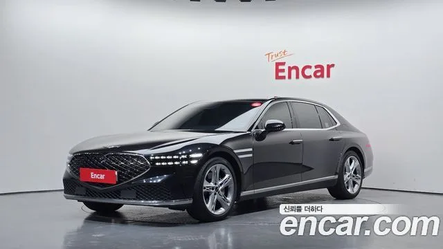 2022 Genesis G90