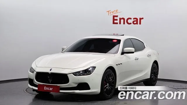 2016 Maserati Ghibli