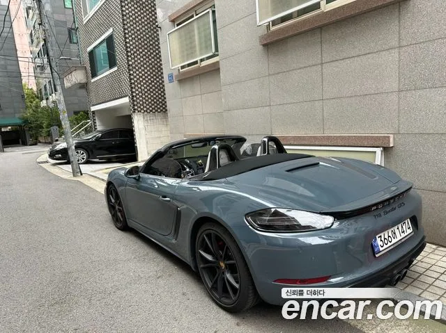2018 Porsche 718