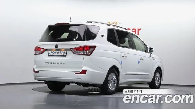 2016 KG Mobility Korando, foto 2