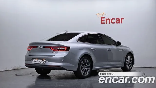 2017 Renault Korea SM6