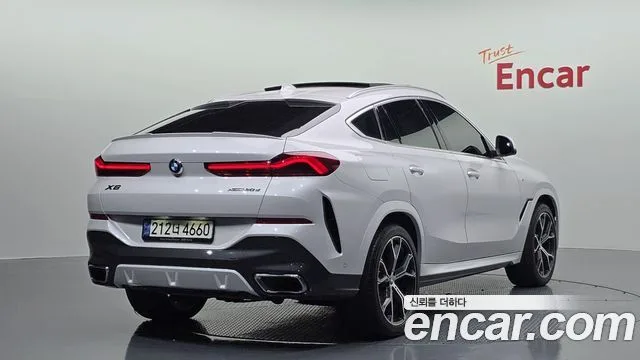 2022 BMW X6