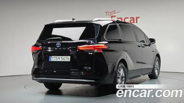 2024 Toyota Sienna