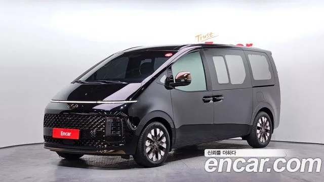 2023 Hyundai Staria