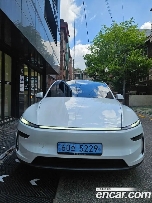 2026 Tesla Model Y