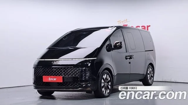 2022 Hyundai Staria