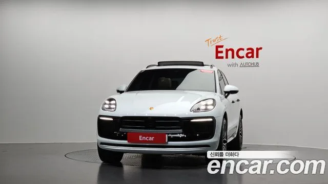 2023 Porsche Macan, foto 2
