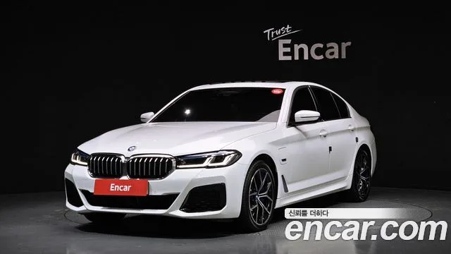 2022 BMW 5-Series