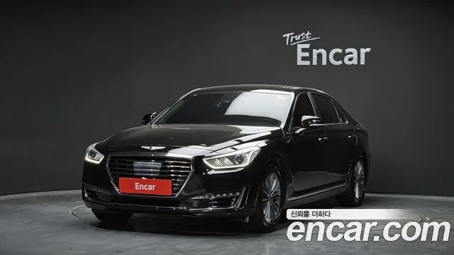 2017 Genesis EQ900