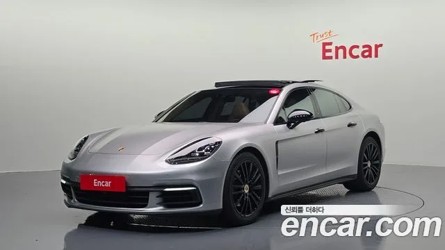 2018 Porsche Panamera