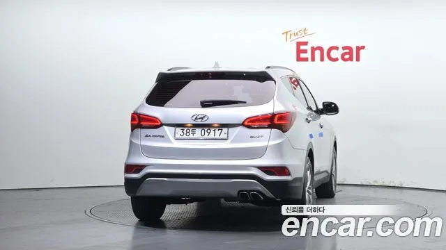 2016 Hyundai Santa Fe, foto 4